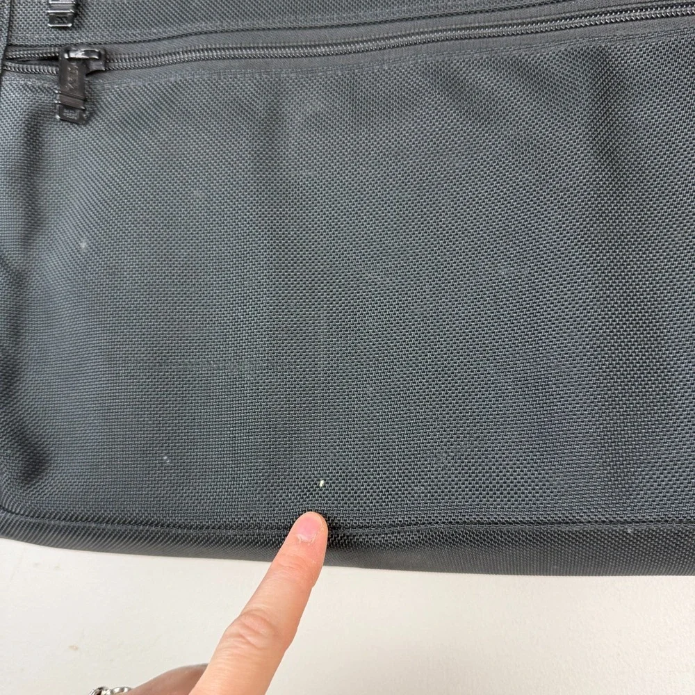 TUMI Briefcase Bag Men's Black Nylon Logo Patch Classic Top Handles Zip Pockets